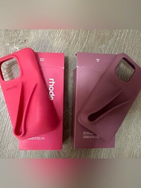 RHODE Sculpted Silicone Phone Case (Set of 2)
